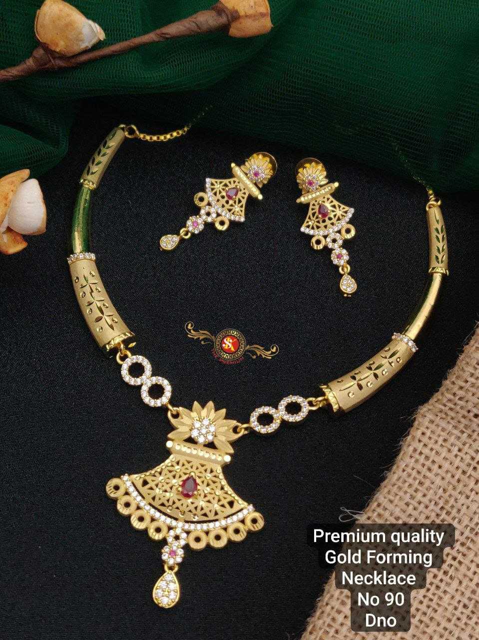 YNF BRASS GOLDEN13 WOMENS JEWELLREY WHOLESALE GOLDEN NECKLACE SET MANUFACTURER