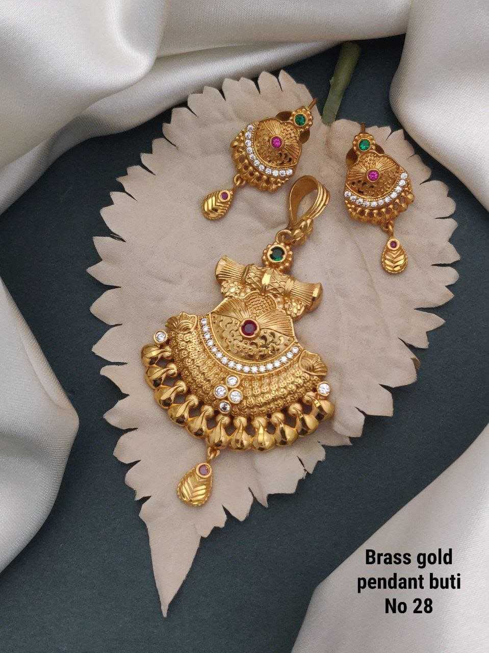 YNF BRASS PENDANT5 WOMENS JEWELLERY WHOLESALE PENDANT BUTI MANUFACTURER