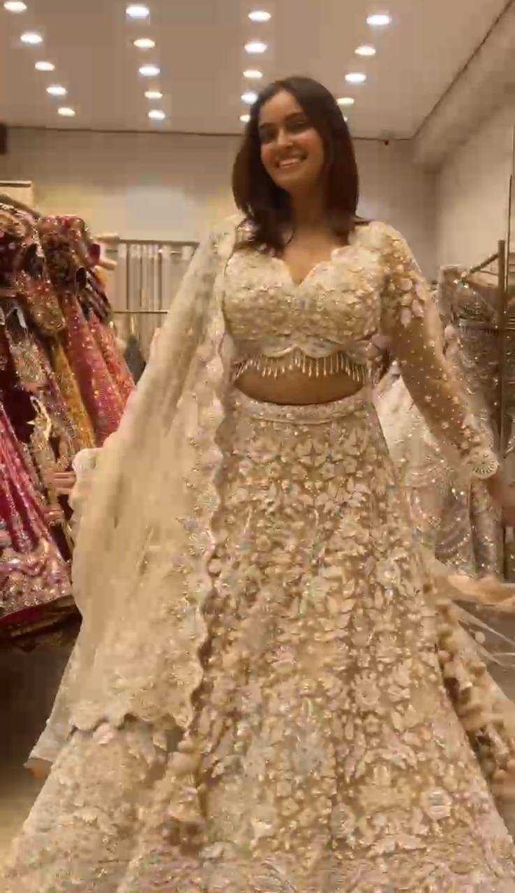 YNF BUTTERFLY NET RIN108 1638 LEHENGAS WHOLESALE FANCY NET FANCY EMBROIDERED LEHENGAS MANUFACTURER