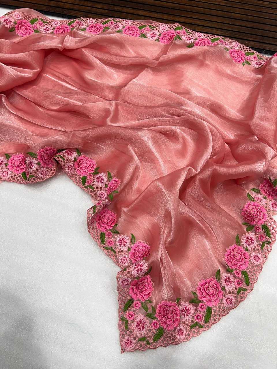 YNF TISSUE SILK RNNC 21 SAREES WHOLESALE FANCY TISSUE SILK LACE BORDER SAREES MANUFACTURER