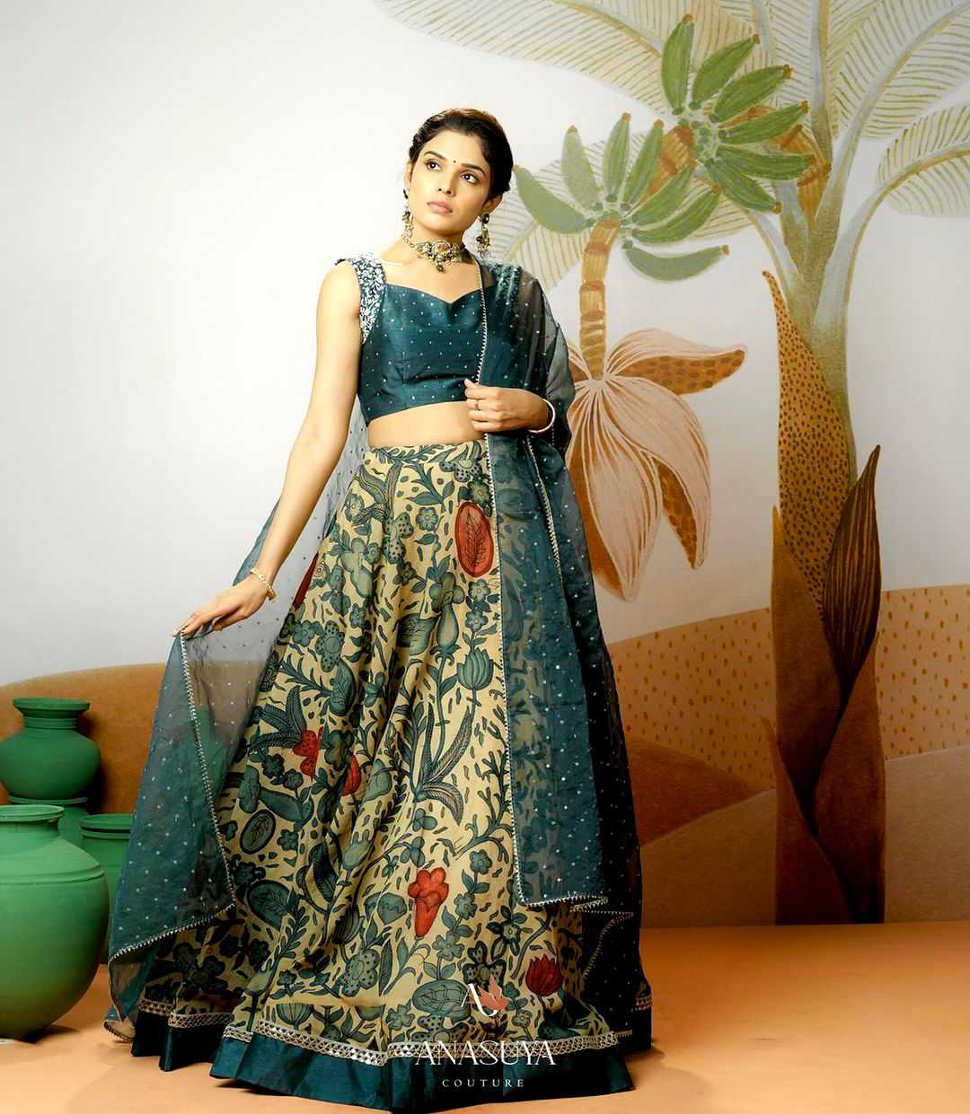 YNF CHINON SILK KESH108 5615 LEHENGAS WHOLESALE KALAMKARI SILK PRINTED LEHENGAS MANUFACTURER