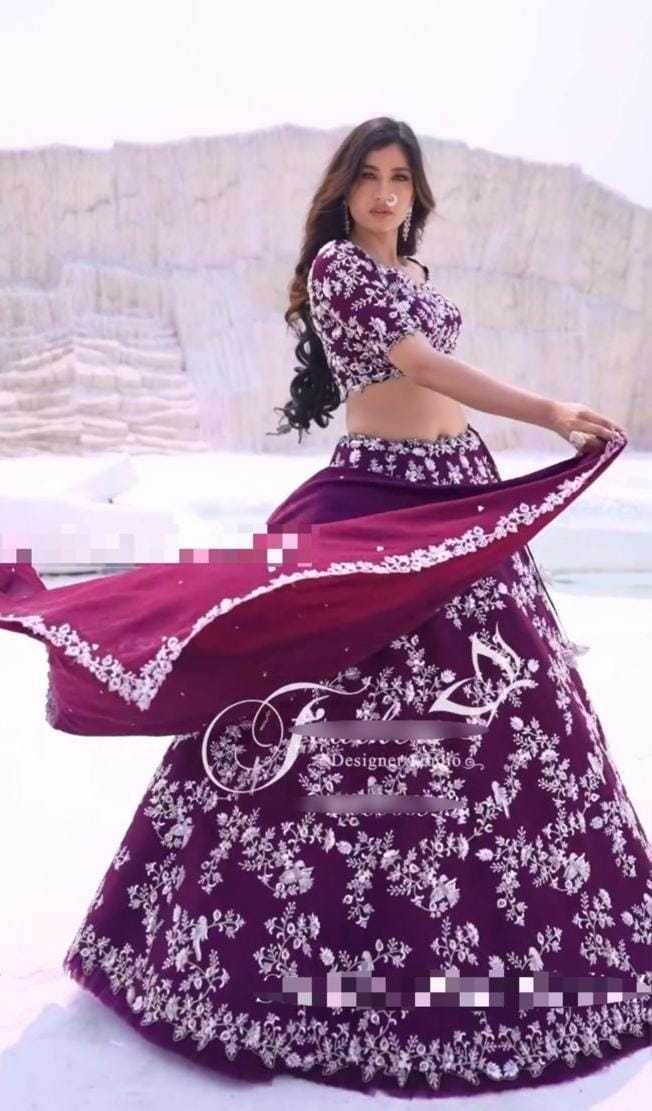 YNF GEORGETTE SILK KESH108 5599 LEHENGAS WHOLESALE EMBROIDERED FANCY TRADITIONAL LEHENGAS MANUFACTURER