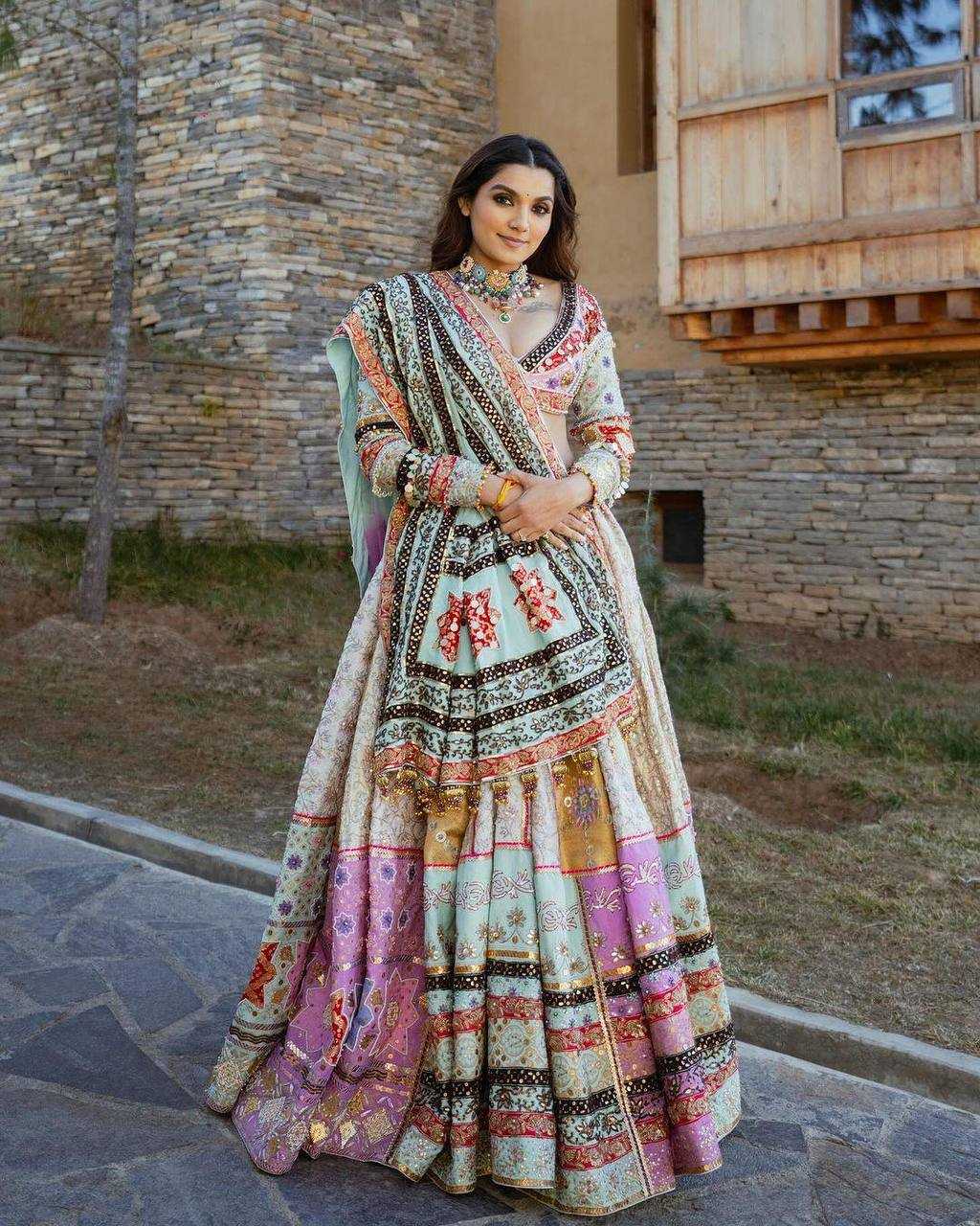 YNF MUSLIN COTTON KESH151 079 LEHENGAS WHOLESALE TRADITIONAL PRINTED NAVRATRI CHANIYA CHOLI MANUFACTURER