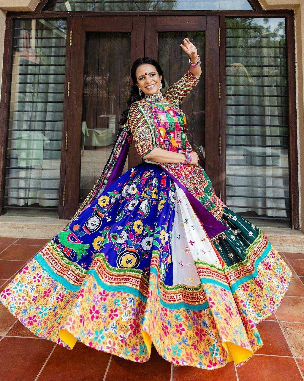 YNF MUSLIN COTTON KESH151 085 LEHENGAS WHOLESALE TRADITIONAL PRINTED NAVRATRI CHANIYA CHOLI MANUFACTURER