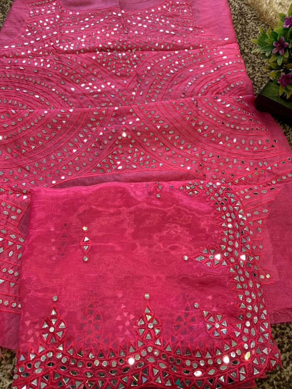 YNF ORGANZA RIN112 4045 SAREES WHOLESALE ORGANZA PARTY WEAR EMBROIDERY MIRROR WORK SAREES MANUFACTURER