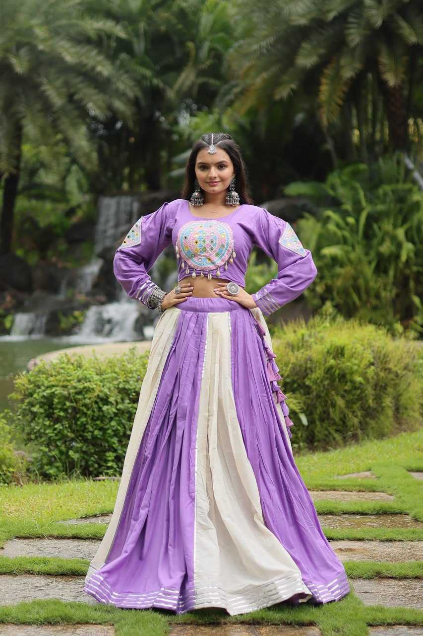 YNF RAYON KESH132 7122 LEHENGAS WHOLESALE NAVRATRI CHANIYA CHOLI TRADITIONAL LEHENGAS MANUFACTURER