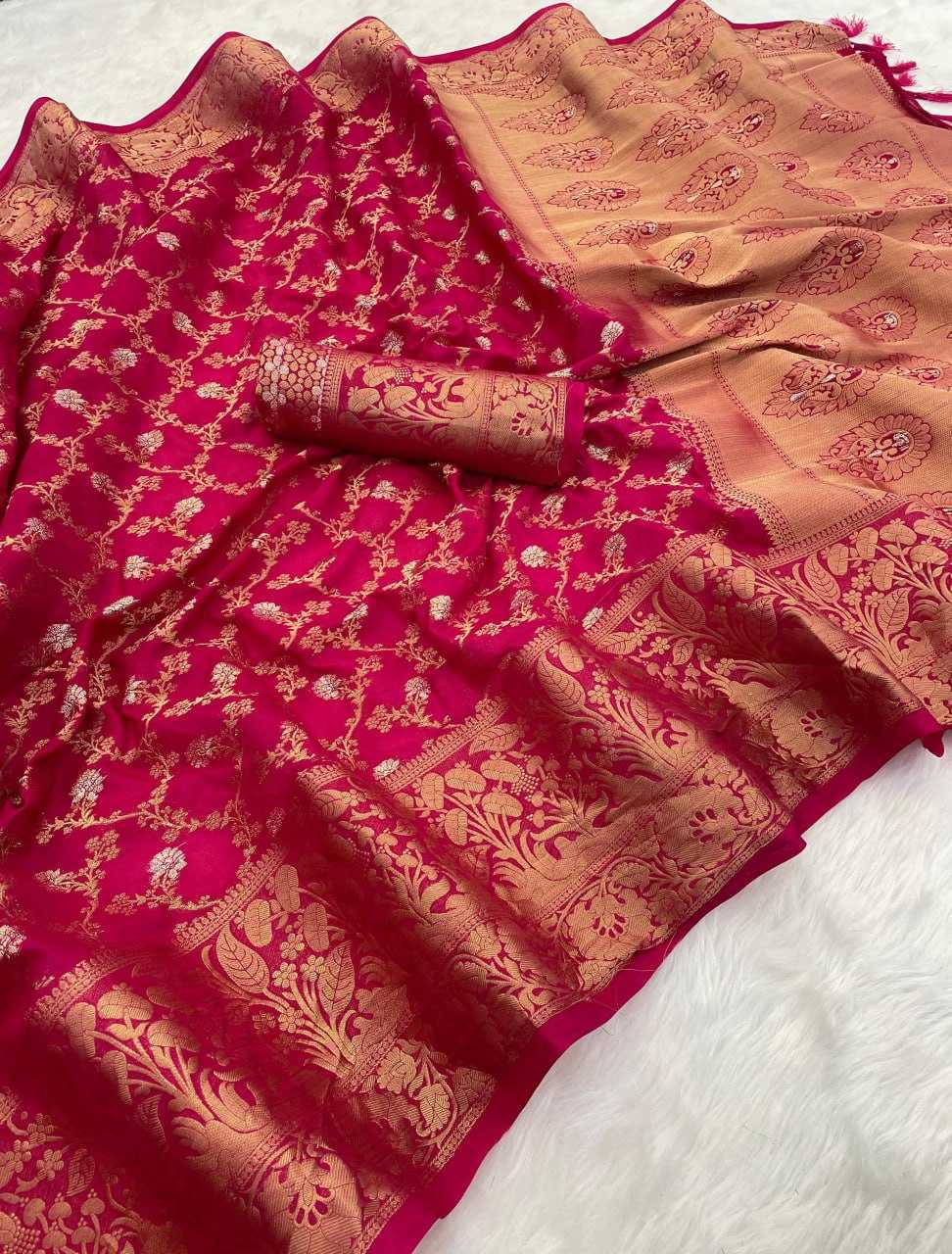 YNF BANARASI SOFT SILK RIN186 RVV29 SILK SAREES WHOLESALE BANARASI SILK HEAVY SILK SOFT SILK TRADITIONAL SAREES MANUFACTURER