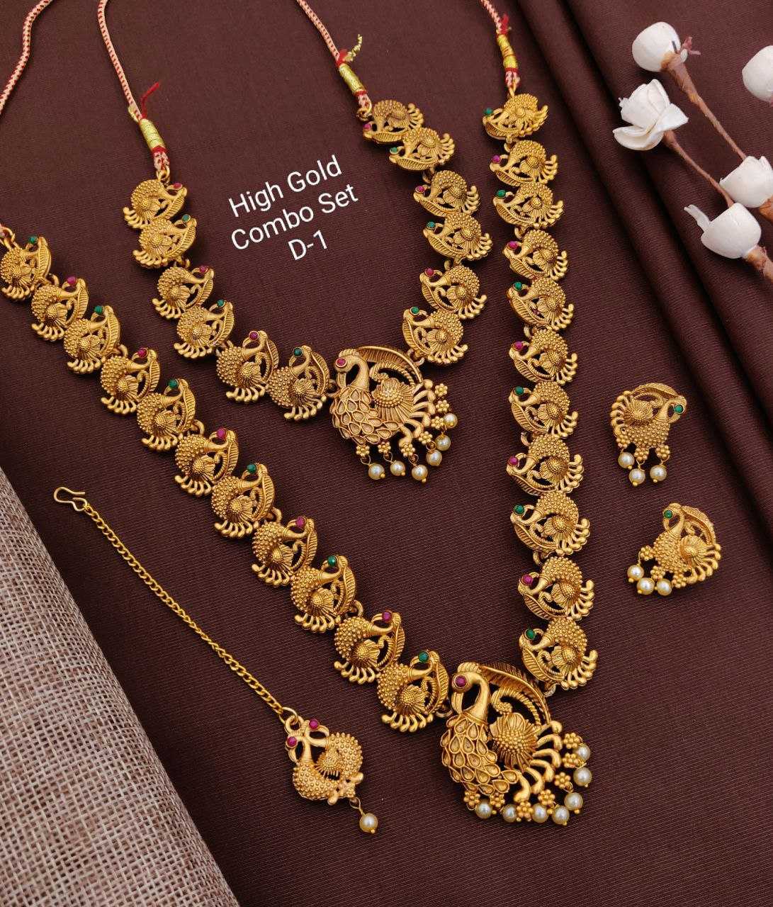 GOLDEN NECKLACE SET