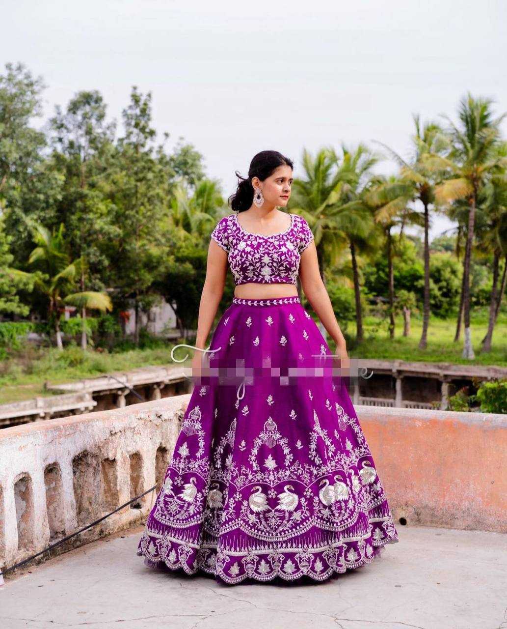 YNF CHINON KESH120 127 LEHENGAS WHOLESALE TRADITIONAL SILK EMBROIDERED LEHENGAS MANUFACTURER