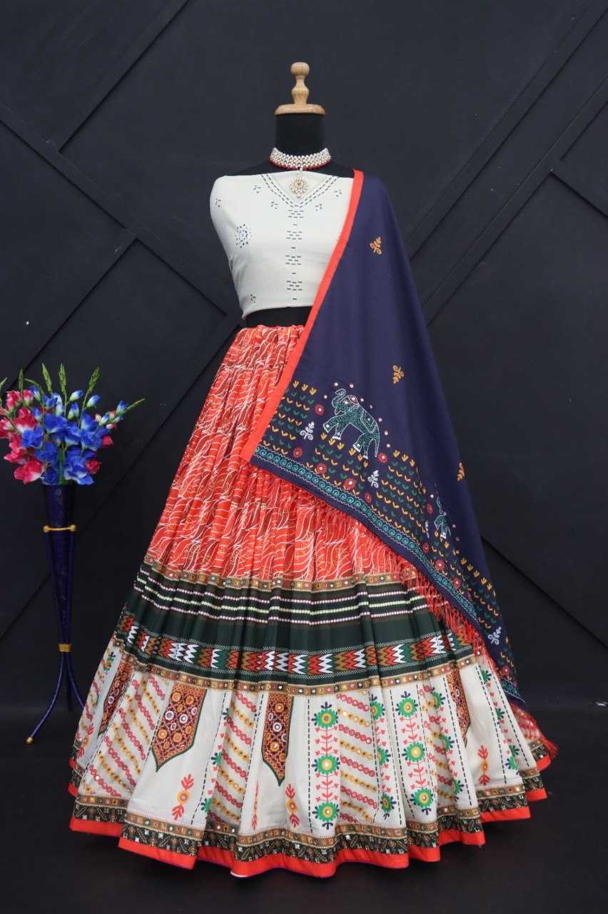 YNF MUSLIN COTTON RIN190 204 LEHENGAS WHOLESALE  NAVRATRI CHANIYA CHOLI LEHENGAS MANUFACTURER