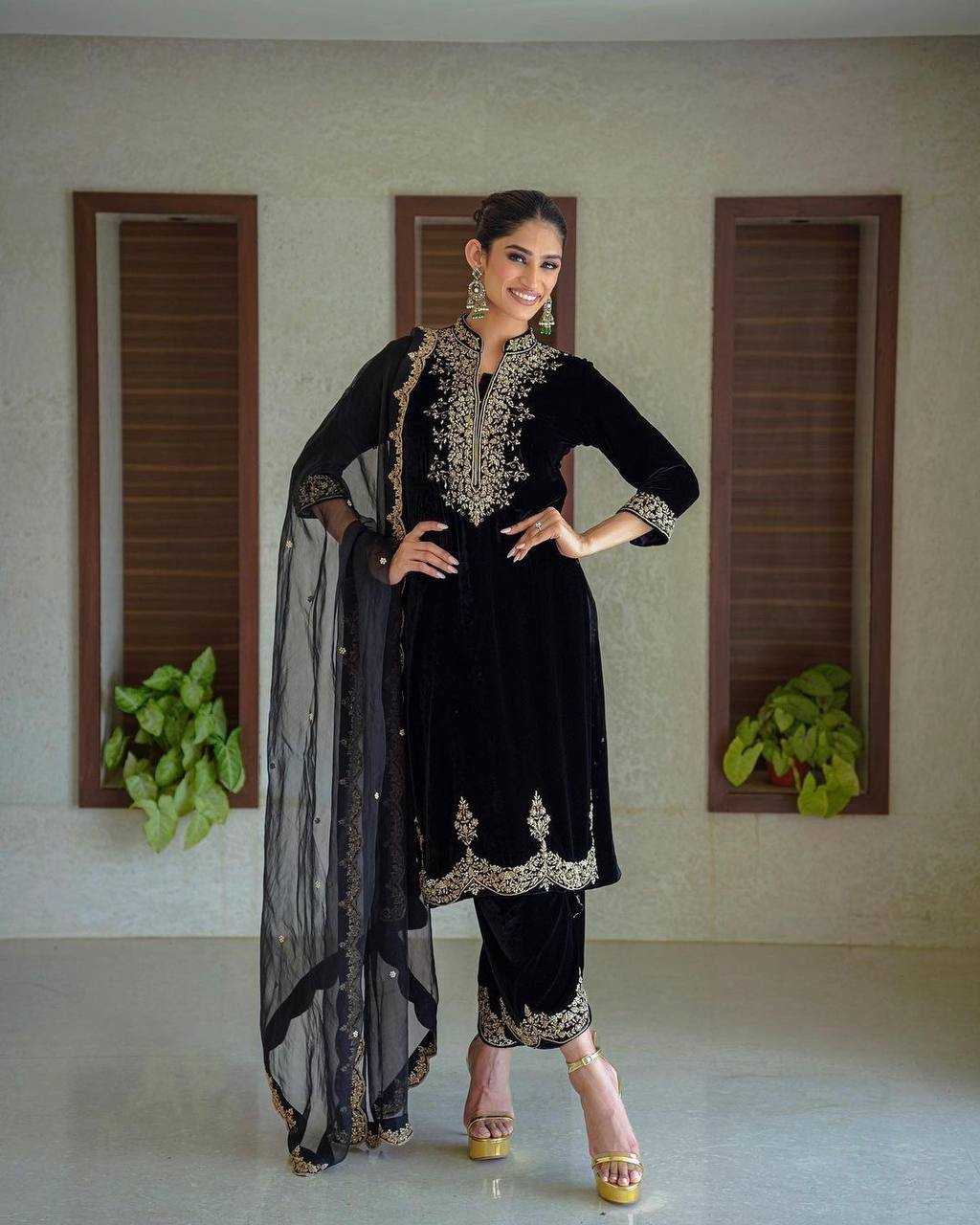 YNF VELVET KESH124 778 SUITS & DRESSES ISLAMIC CLOTHING WHOLESALE PAKISTANI VELVET EMBROIDERY LADIES SILK LADIES PARTY WEAR SUITS  MANUFACTURER