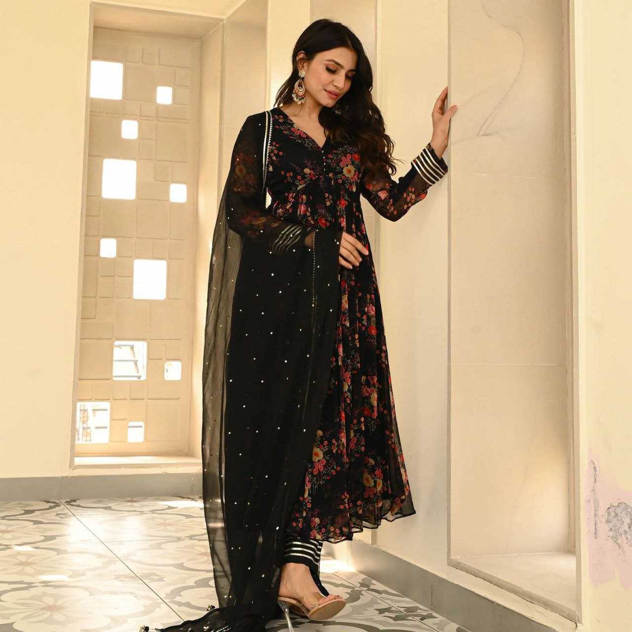 YNF GEOREGTTE KESH154 1139 GOWNS WHOLESALE GEOREGTTE BLACK PRINTED ANARKALI GOWNS MANUFACTURER