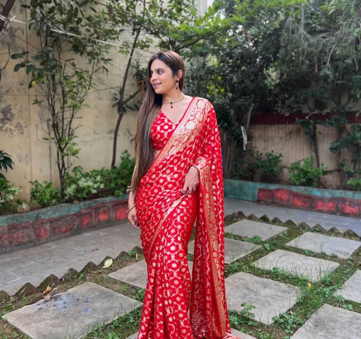 YNF GEORGETTE RIN104 APE119 SAREES WHOLESALE GEORGETTE VISCOSE ZARI BORDER RED ZARI SAREES MANUFACTURER