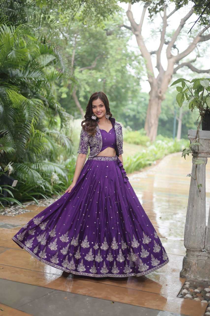 YNF CHINON KESH132 7128 LEHENGAS WHOLESALEJACKET STYLE WEDDING EMBROIDERED SQUNIS LEHENGAS MANUFACTURER