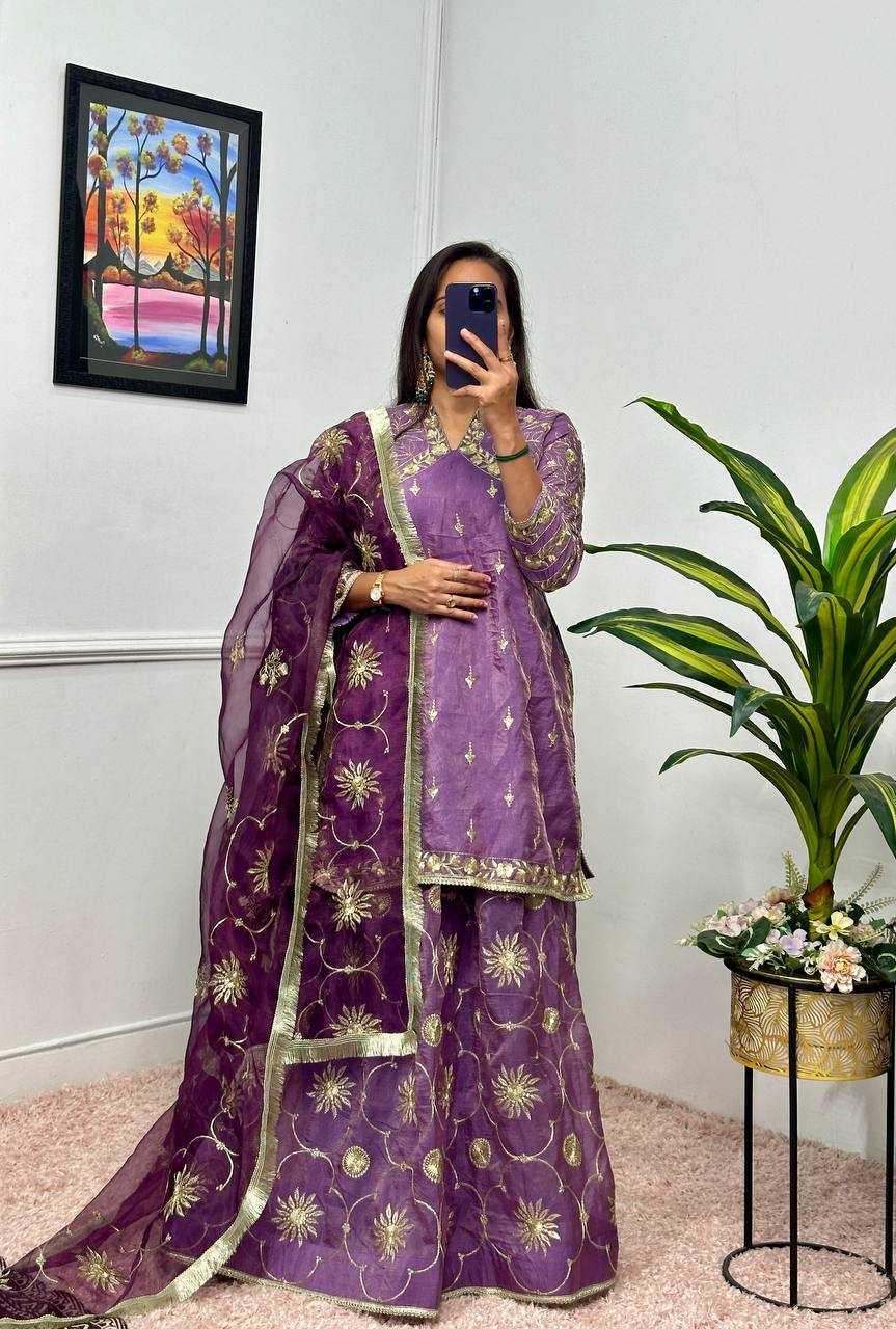 YNF RUSSIAN SILK RIN181 1071 LEHENGAS WHOLESALE SILK EMBROIDERED PURPLE LEHENGAS MANUFACTURER