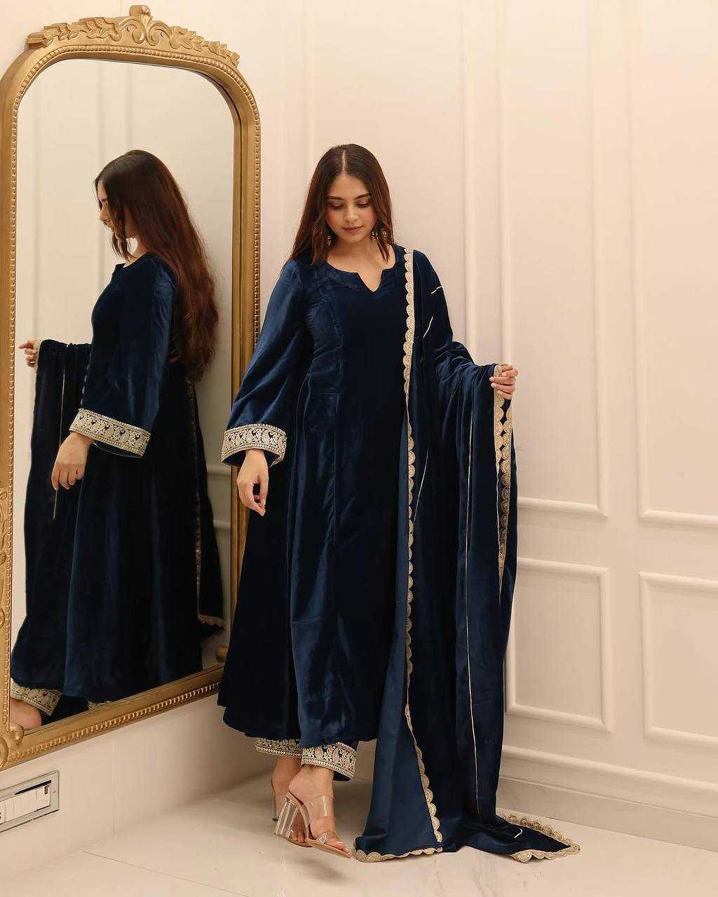 YNF VELVET KESH139 1662 GOWNS WHOLESALE BLUE ANARAKLI VELVET MANUFACTURER