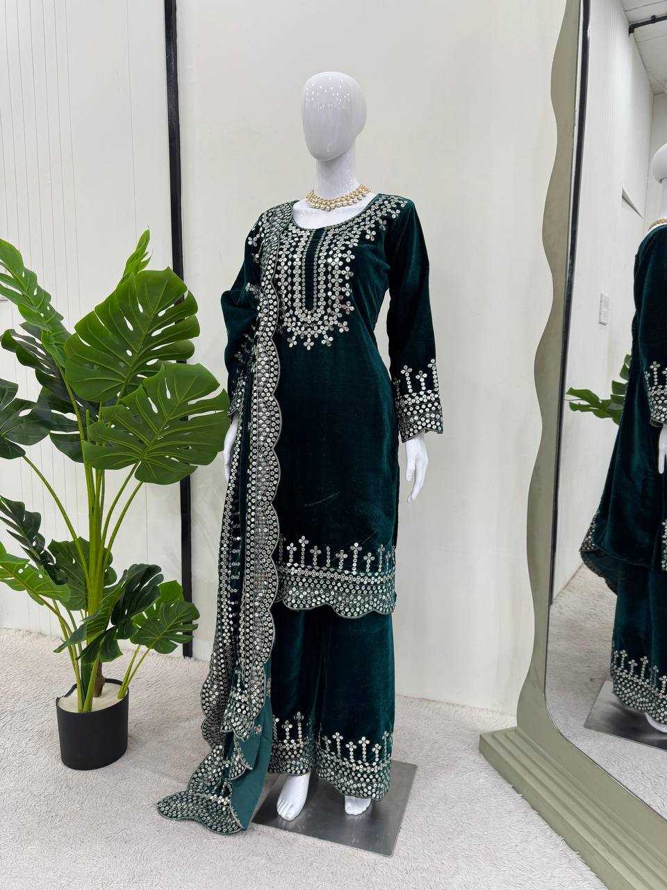 YNF VELVET RIN169 5793 SUITS & DRESSES WHOLESALE EMBROIDERY VELVET PARTY WEAR PAKISTANI MANUFACTURE