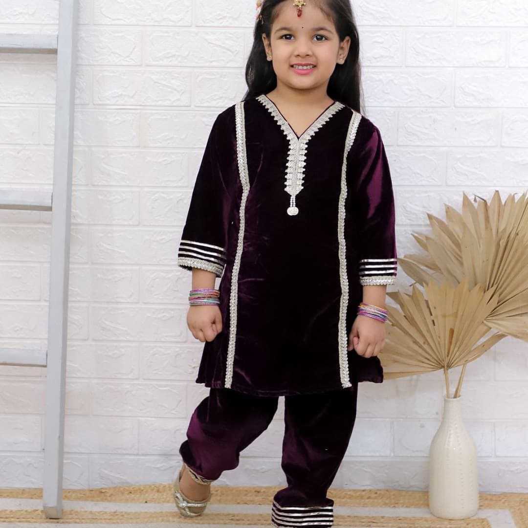 YNF VELVET RIN107 BAB57 CATEGORY WHOLESALE TOP AND PANT SUIT ETHNIC WEAR KIDS WEAR MANUFACTURER