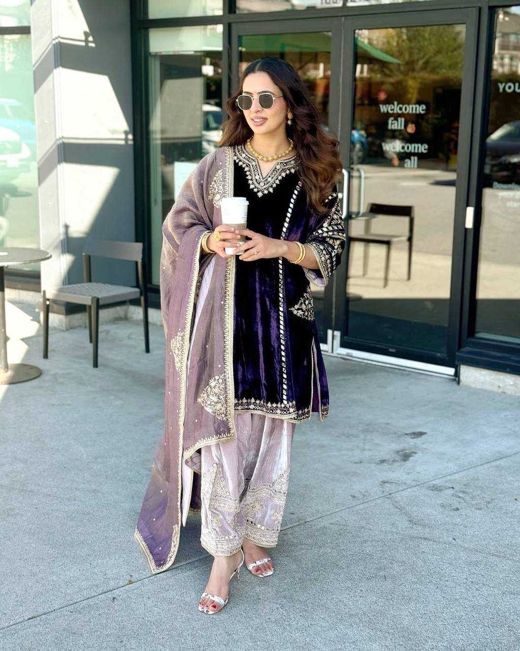 Ynf Velvet RIN110 297 Suits & Dresses Wholesale Ladies Suits Velvet Suits Embroidery Suits Party Wear Dresses Manufacturer