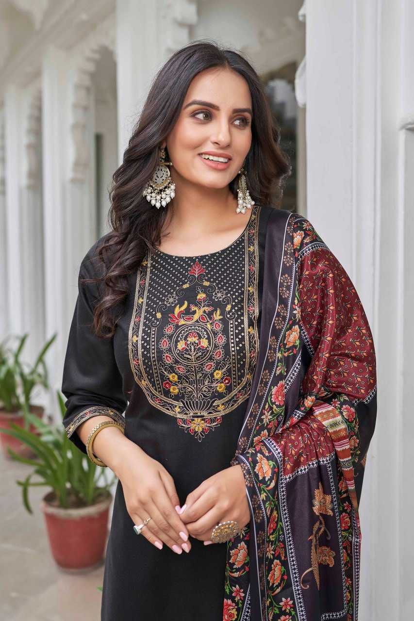 BLACK SALWAR SUIT