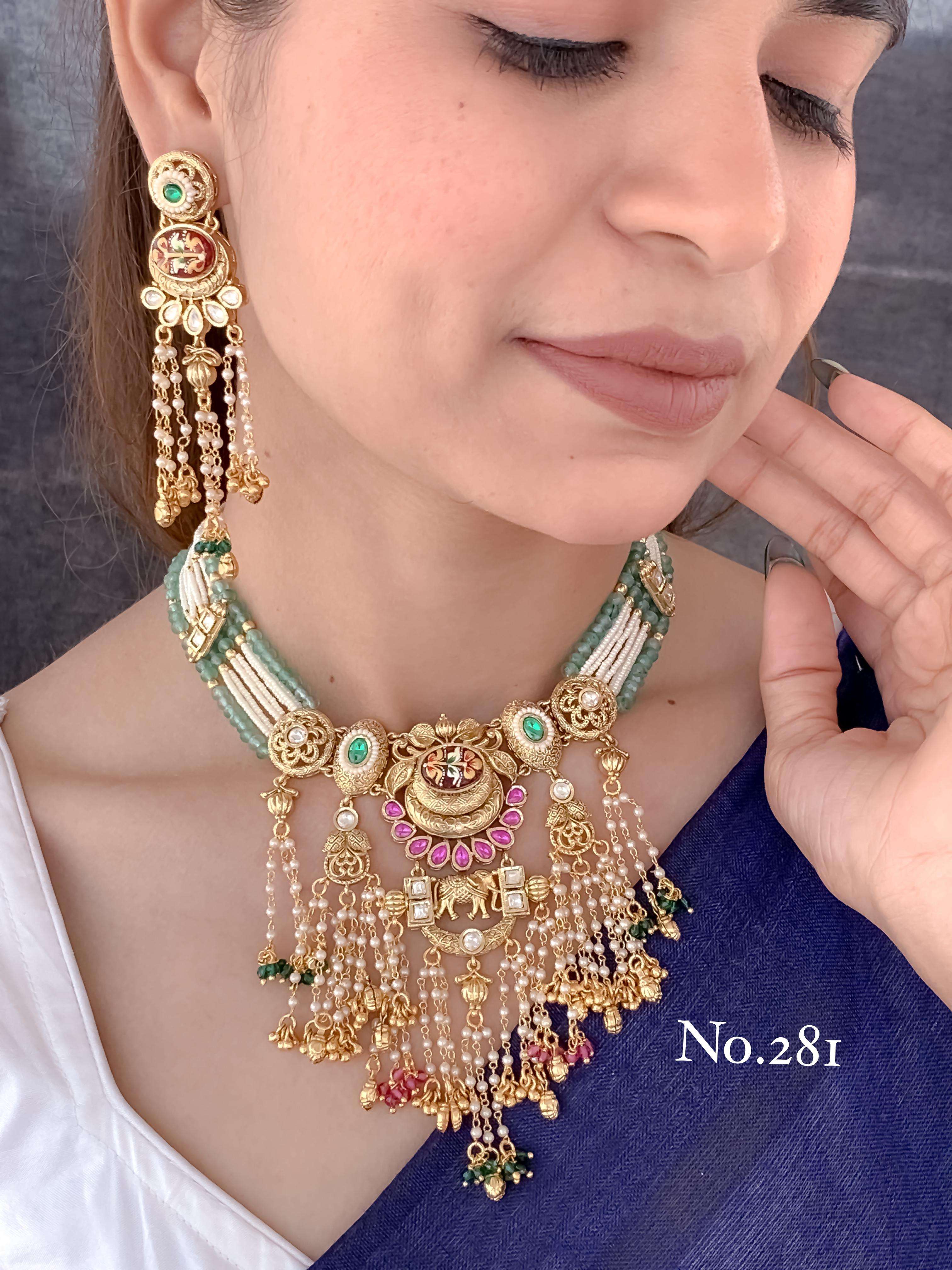 KUNDAN NECKLACE SET