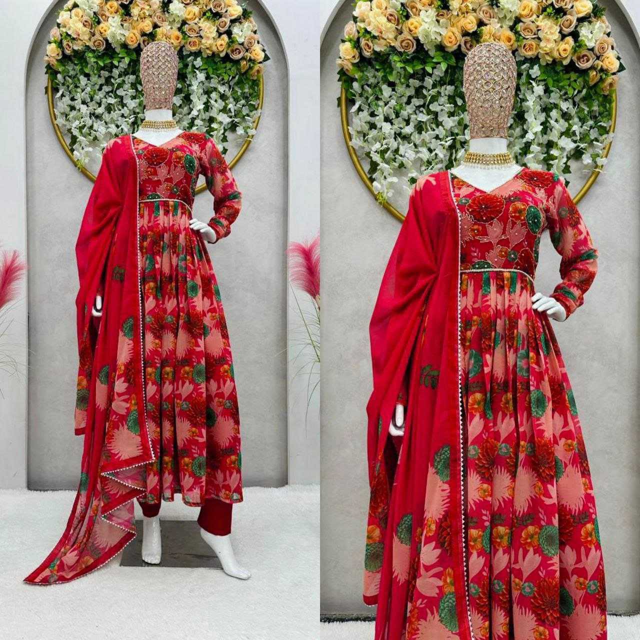 PRINTED GOWNS