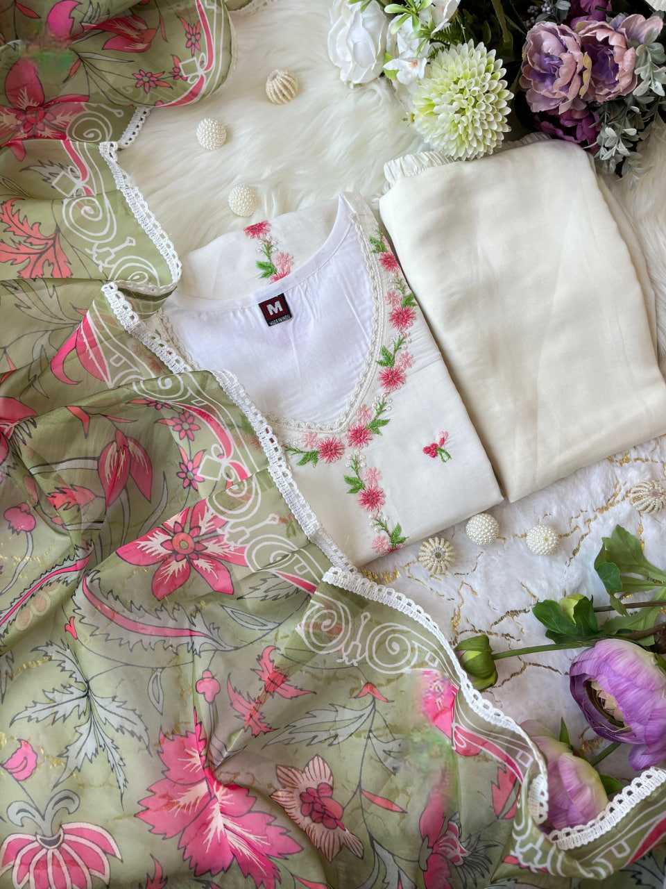 LADIES SILK SUIT
