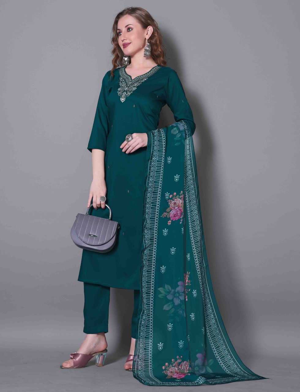 LADIES SILK SUIT