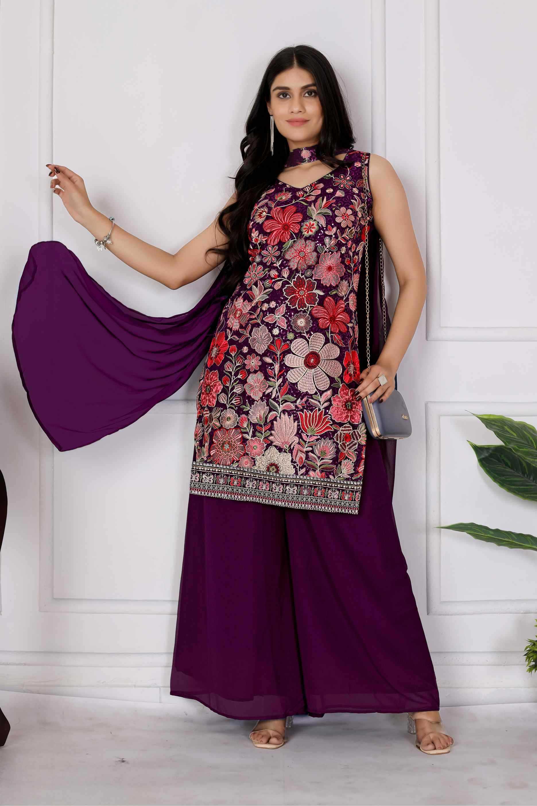 PAKISTANI SUITS