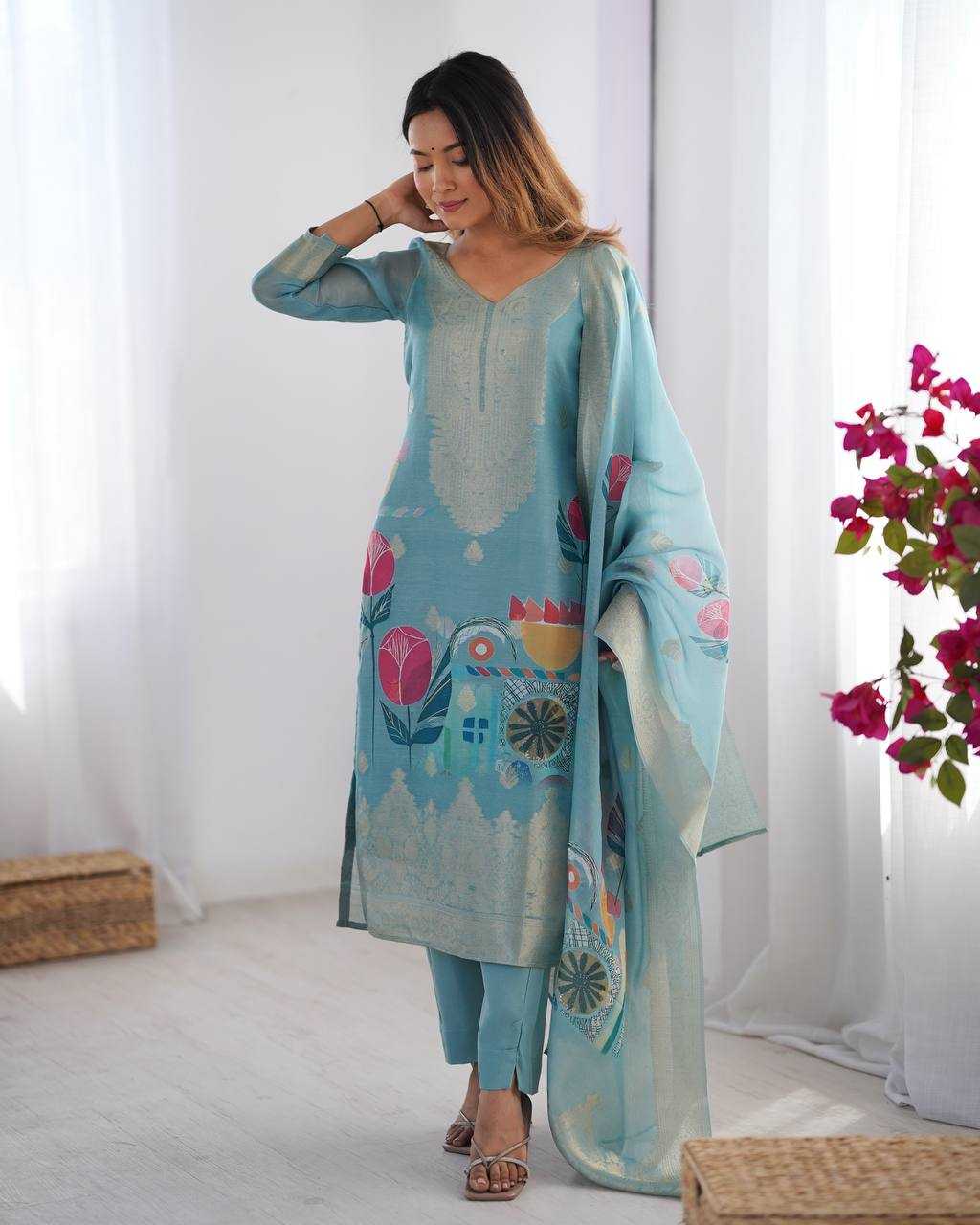 PRINTED SUITS
