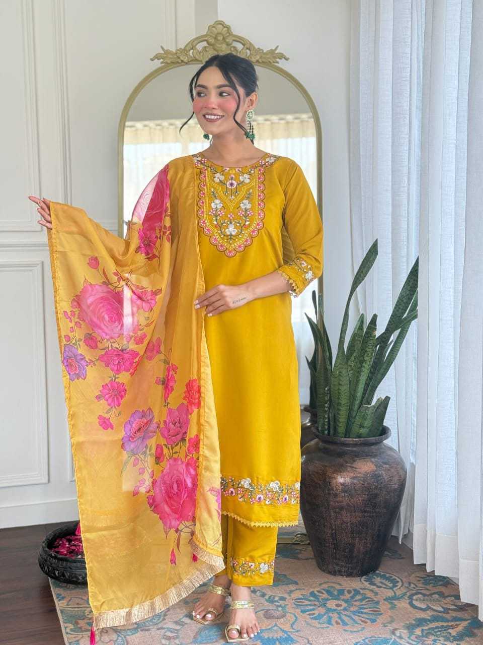 CHANDERI SUIT