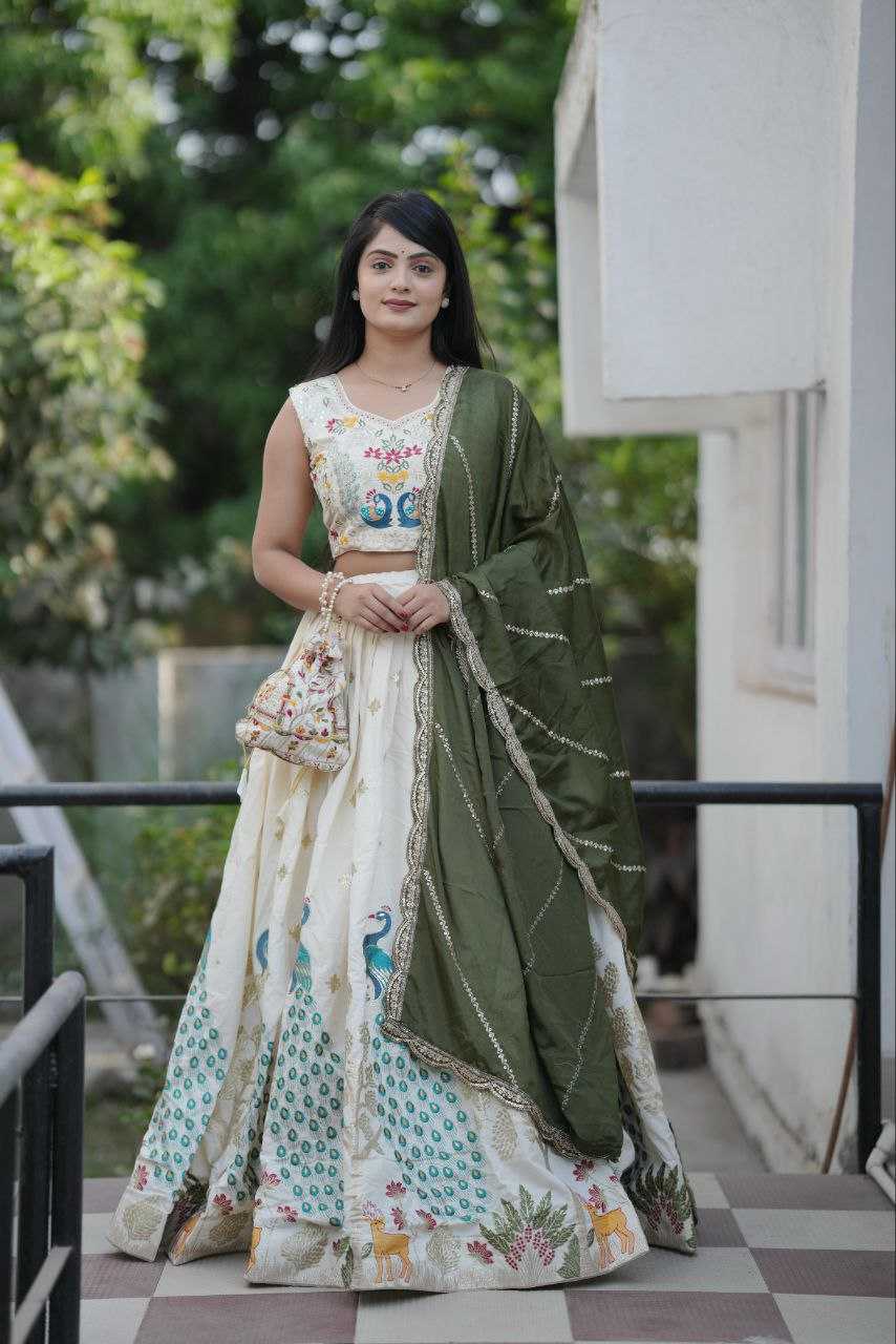 THREAD WORK LEHENGA
