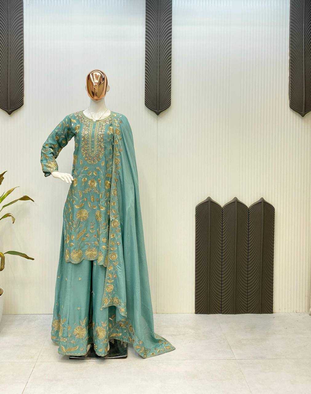 LADIES SUITS