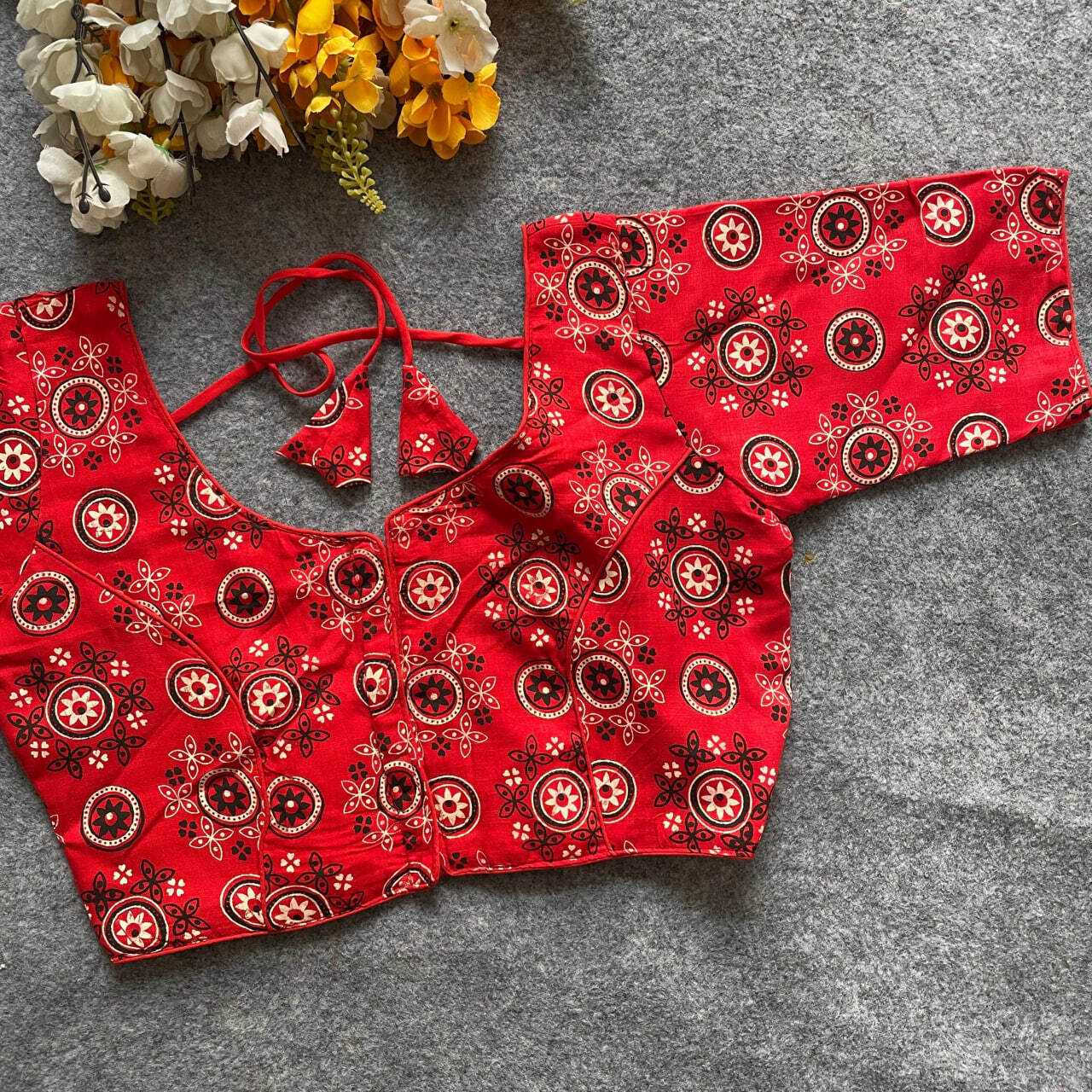 FASHION BLOUSE