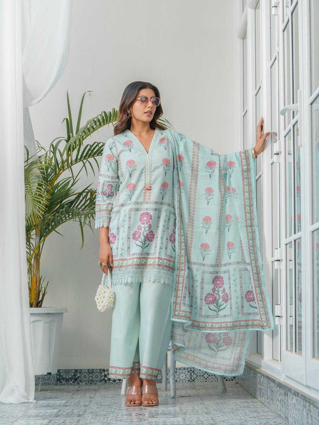 DRESSES & SUITS CATALOGS