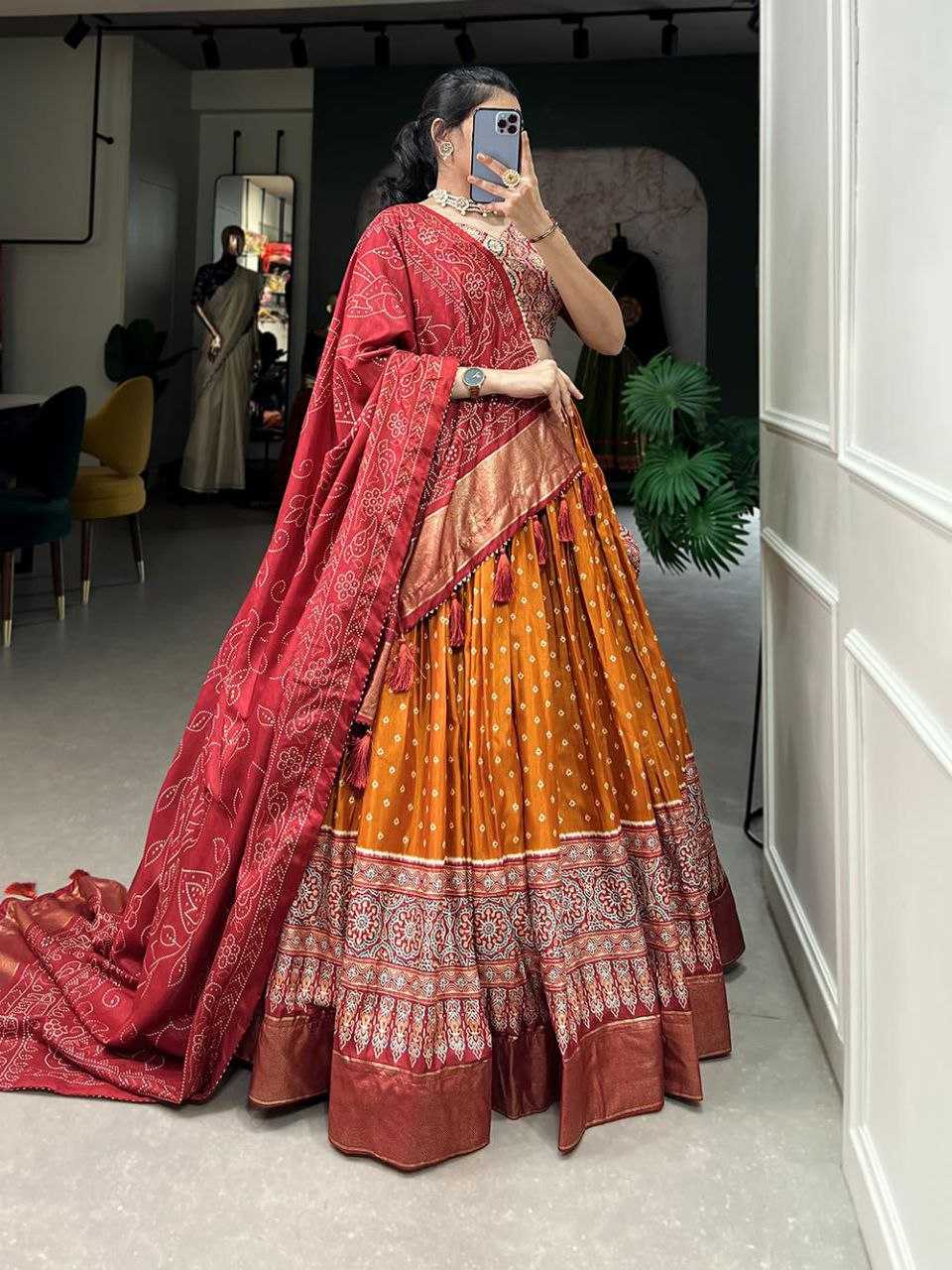 WEDDING LEHENGA