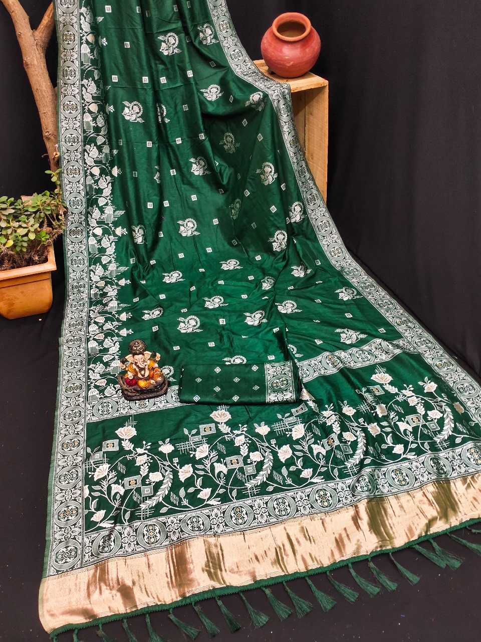 DOLA SILK SAREES