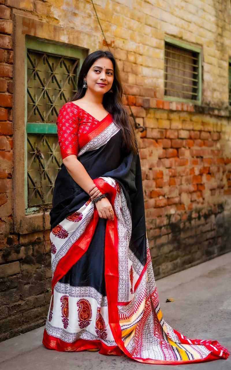 BLACK SAREES