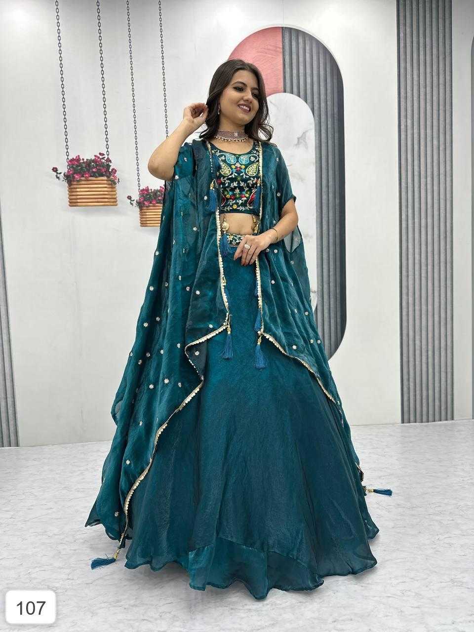  SEQUINS LEHENGA