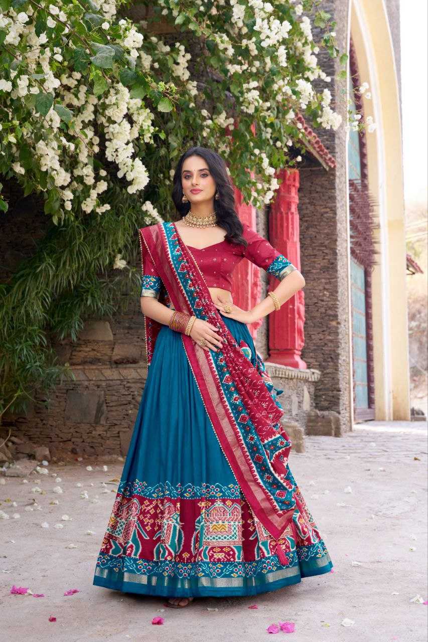 LEHENGA FOR ENGAGEMENT