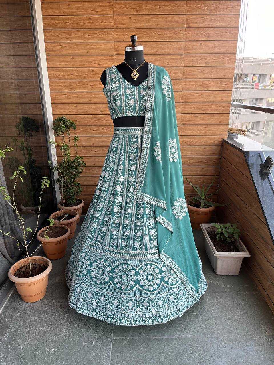LEHENGA FOR MEHNDI