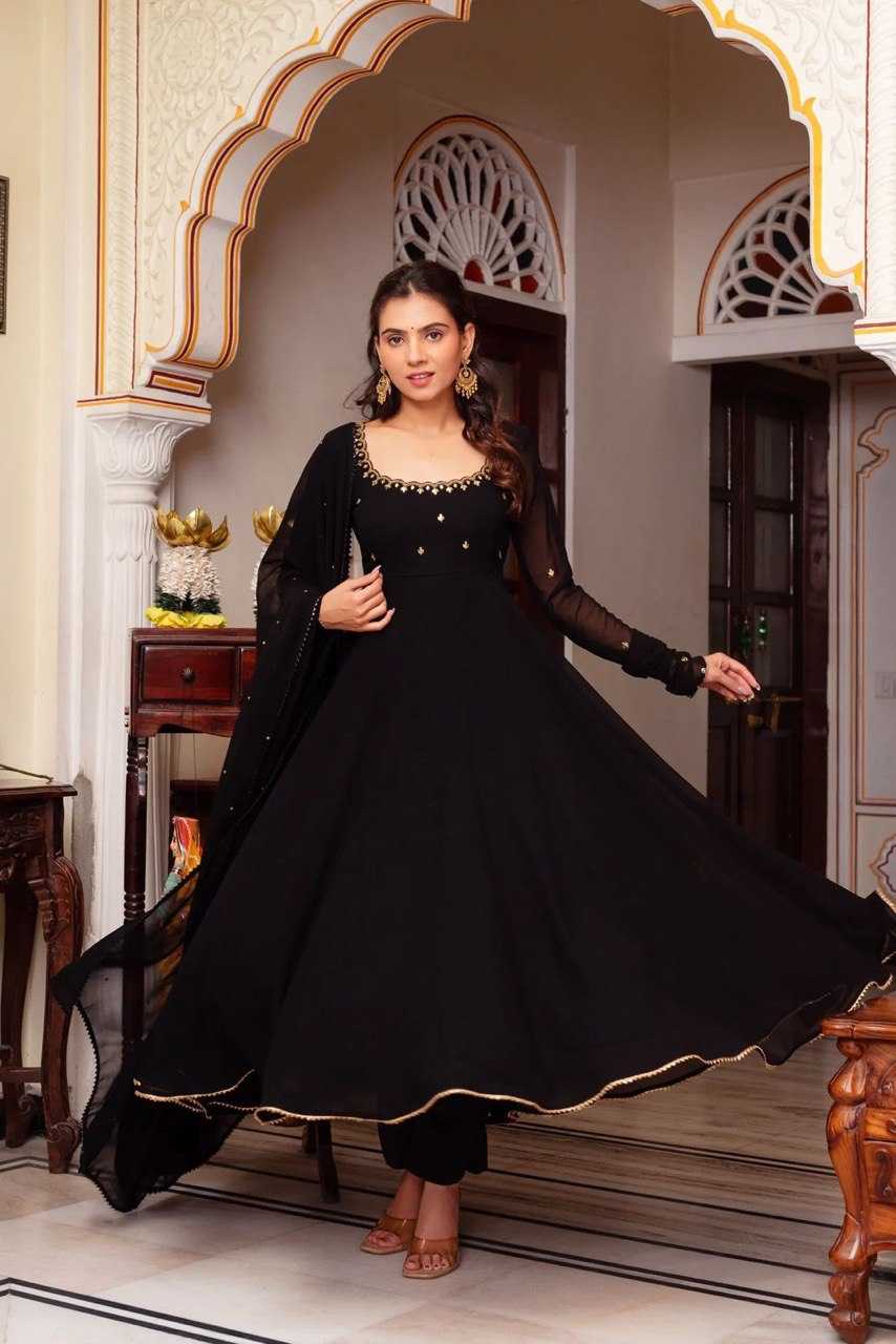 LONG GOWNS