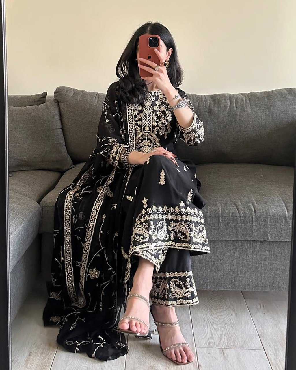 GEORGETTE SUIT