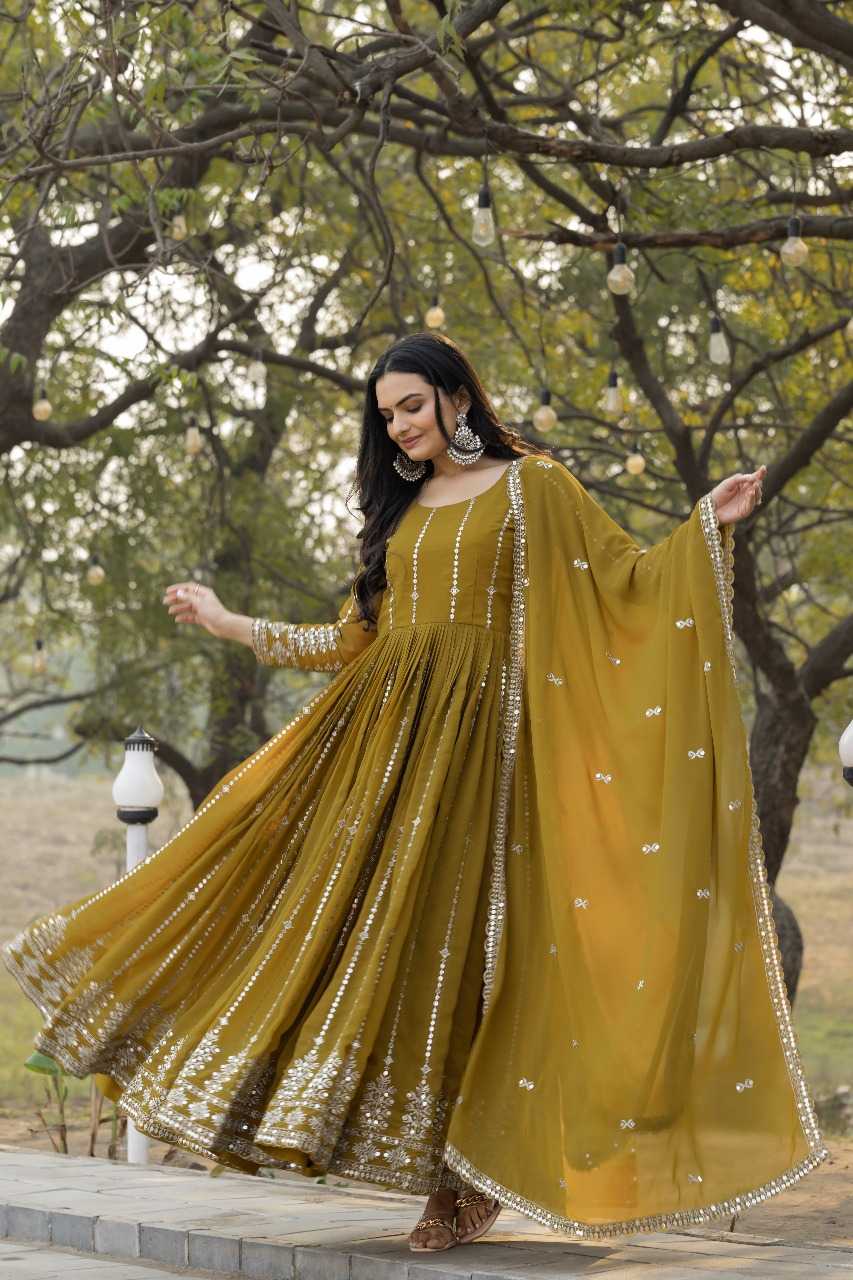BRIDAL SUITS