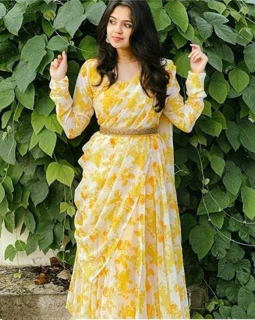 PRINTED GOWNS