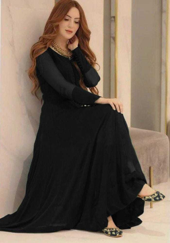 WEDDING GOWN