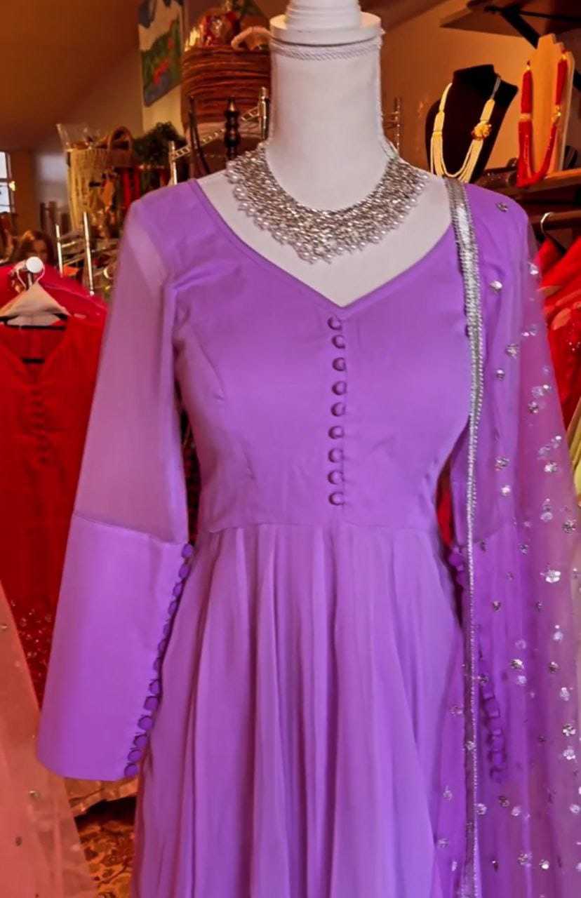 FULL SLEEVE GOWNS