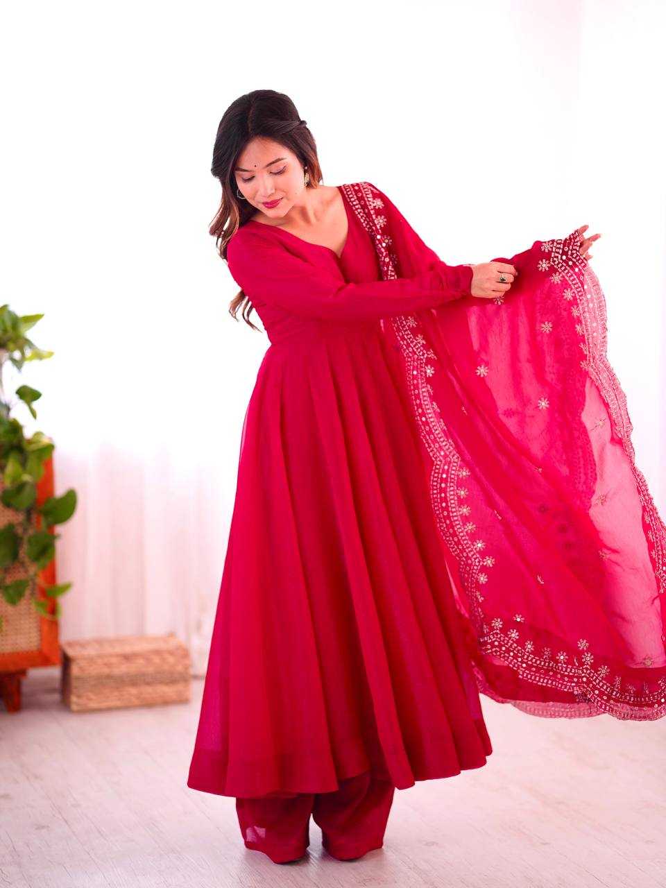 RED GOWN