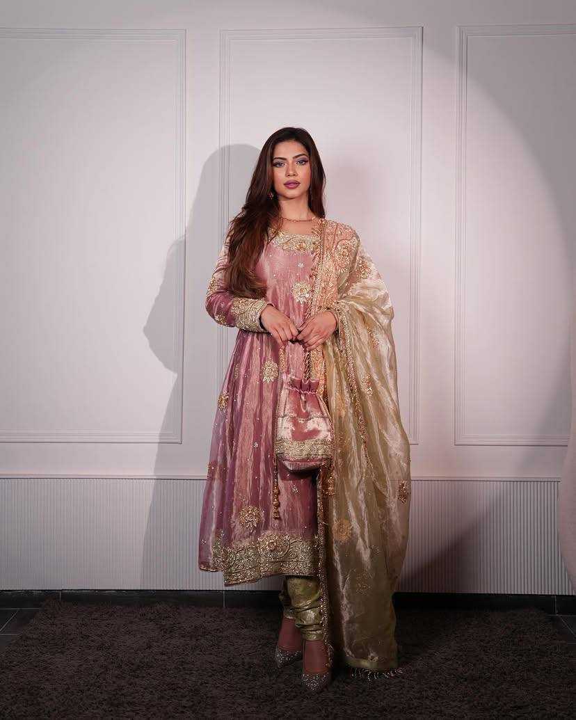EMBROIDERY SUITS