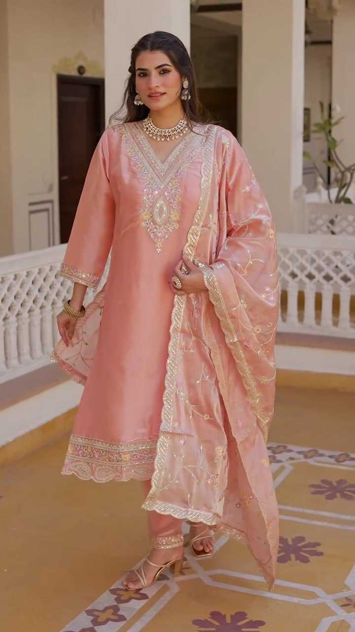 LADIES SUITS